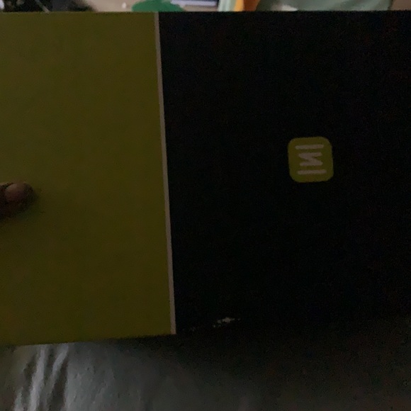 These are Nike shox bb4, vince carter shoes. - Picture 6 of 6